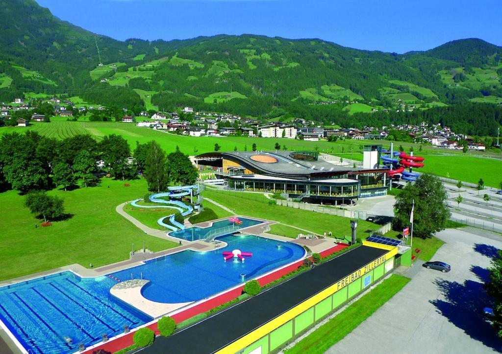 Aschau Im Zillertal Appartements St. Leonhard מראה חיצוני תמונה