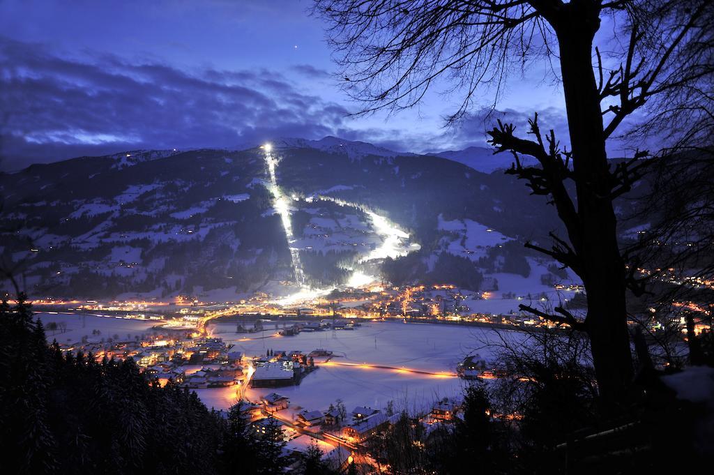 Aschau Im Zillertal Appartements St. Leonhard מראה חיצוני תמונה